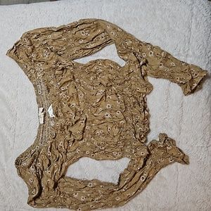 Peasant Style floral blouse top